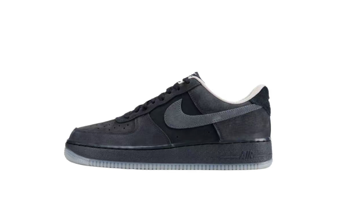 Nike Air Force 1 皮革 圓頭黑色