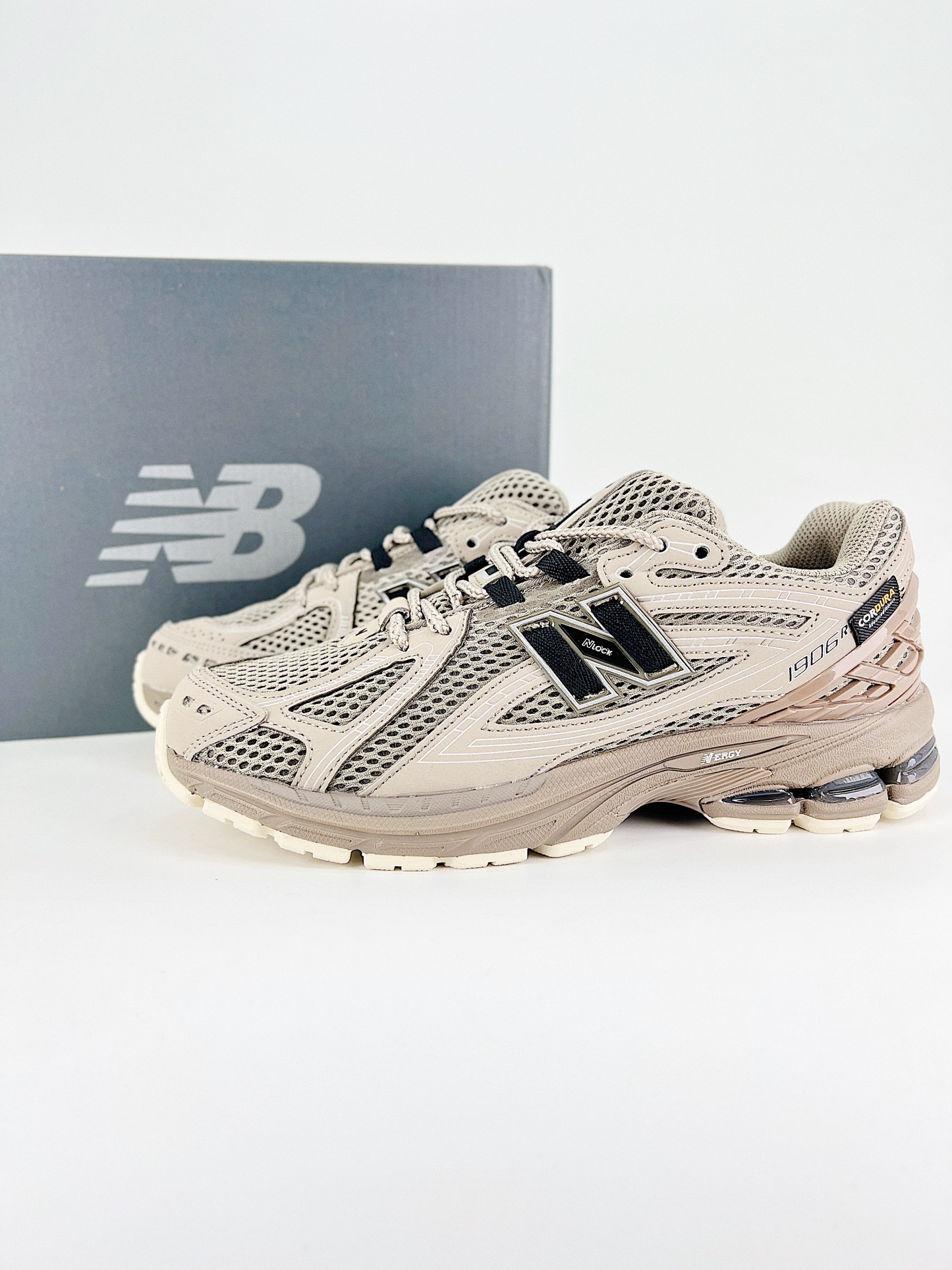 New Balance NB1906复古