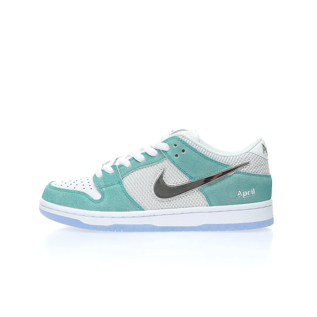 Dunk Low X April Skateboards
