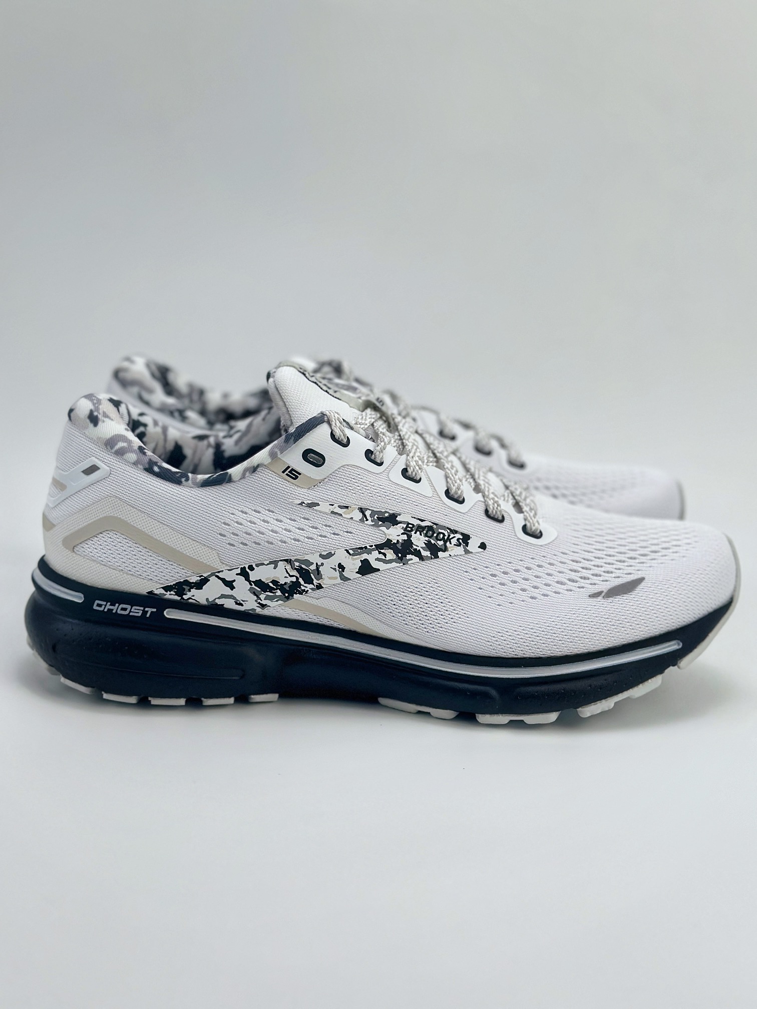 Brooks 布魯克斯Ghost 15 合集
