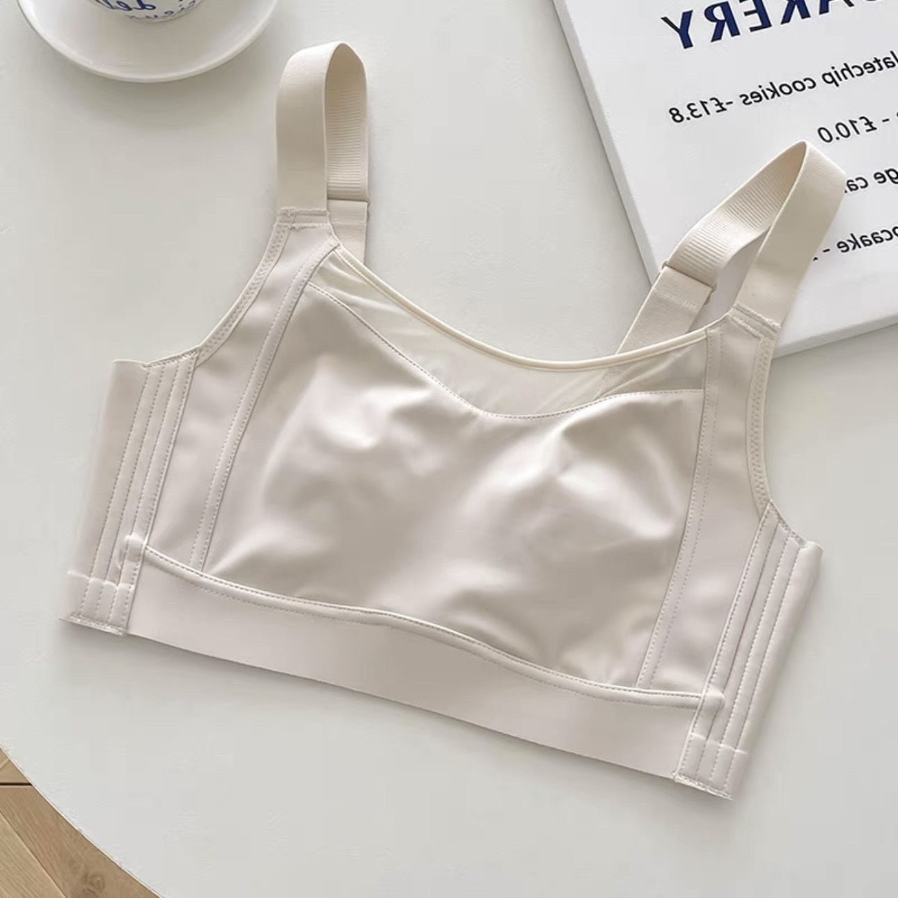 【胸を小さく見せる】ノンワイヤーフルカップ垂れ防止ブラ