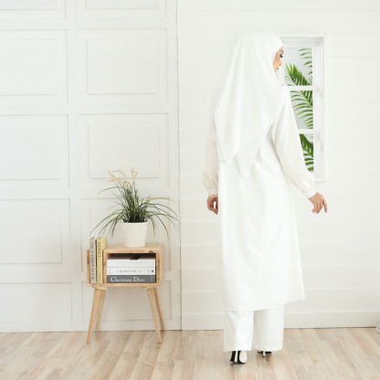 Ayla Suit Off-White 9.0