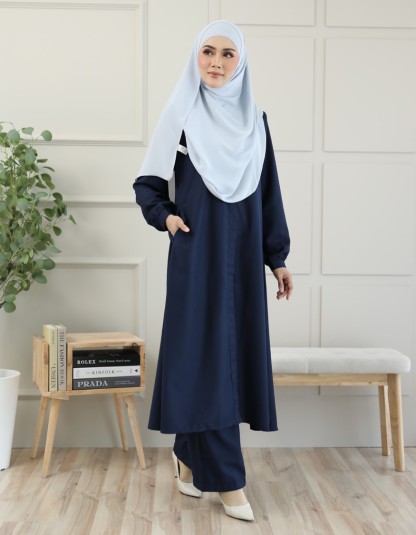 Ayla Suit in Midnight Blue