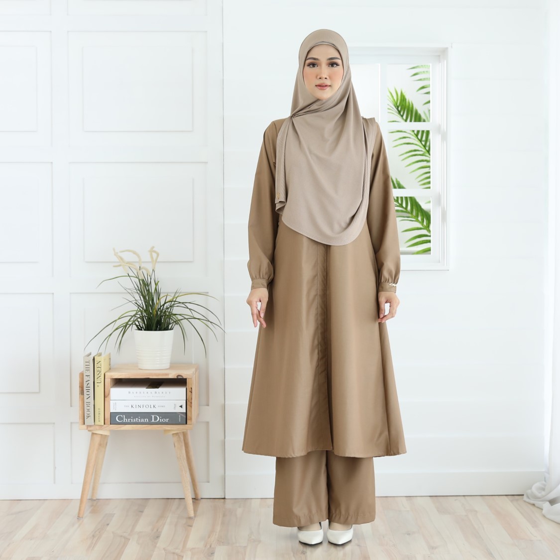 Ayla Suit in Medium Brown