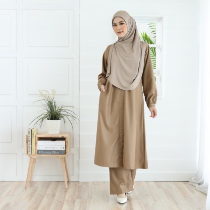 Ayla Suit in Medium Brown