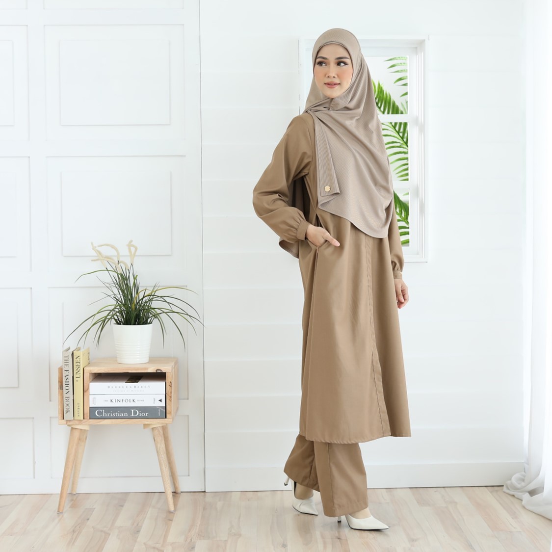 Ayla Suit in Medium Brown