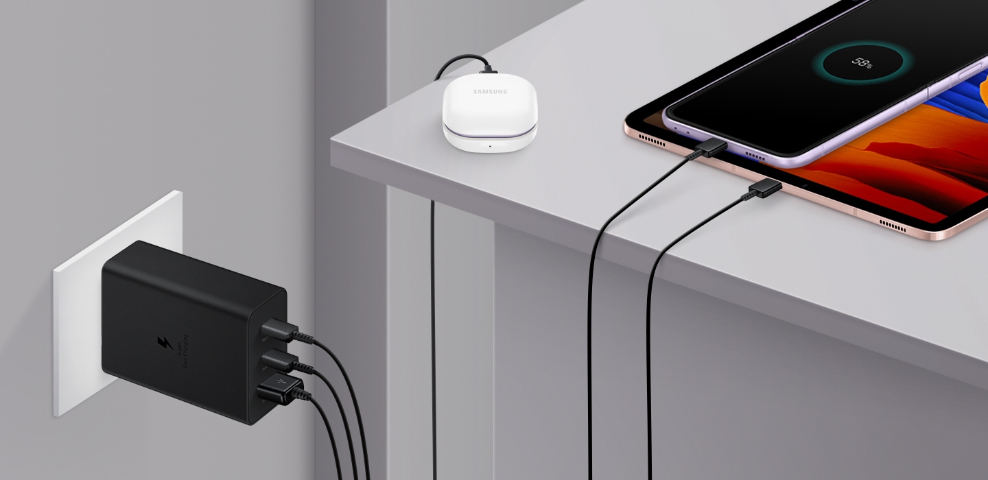 ro-feature-get-3-devices-charging-all-at-the-same-time--530626255 (1440&times;700)
