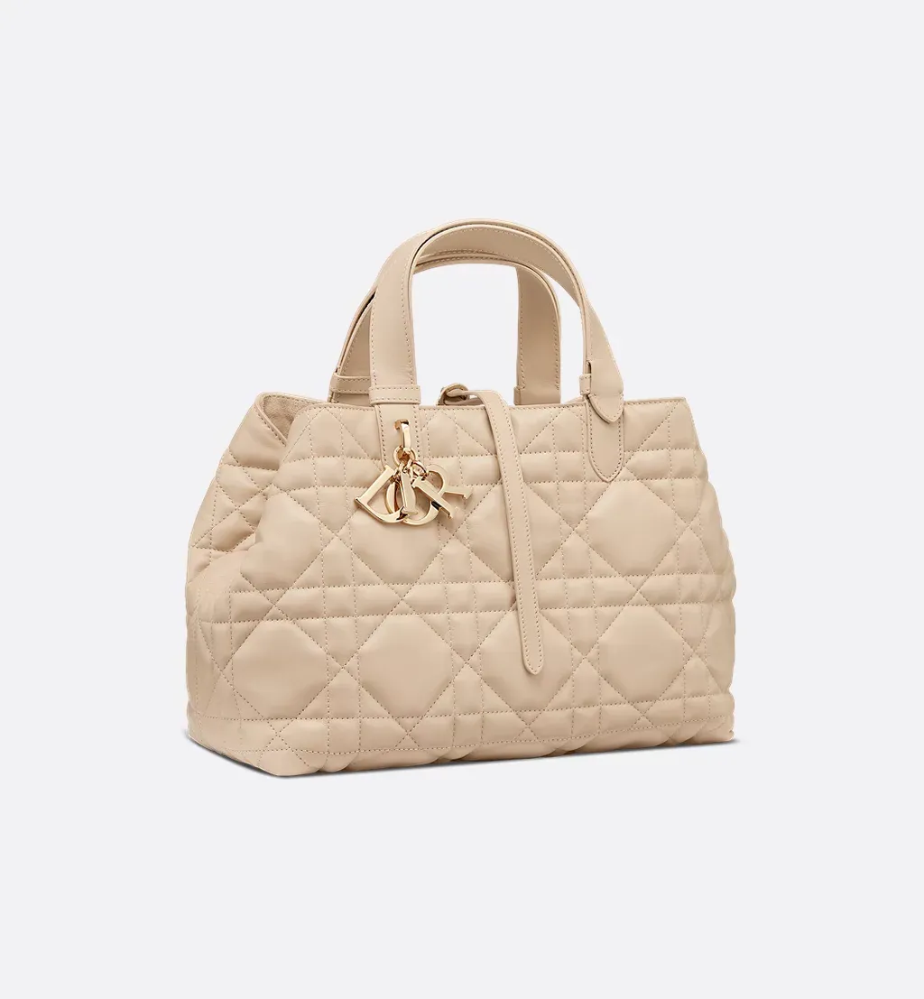 𝐃𝐢𝐨𝐫 • 𝐓𝐨𝐮𝐣𝐨𝐮𝐫𝐬黑色牛皮手袋