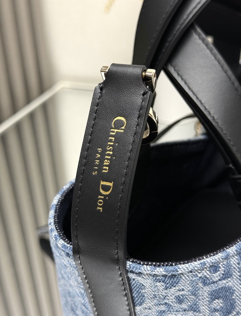 牛仔蓝Toujours丹宁