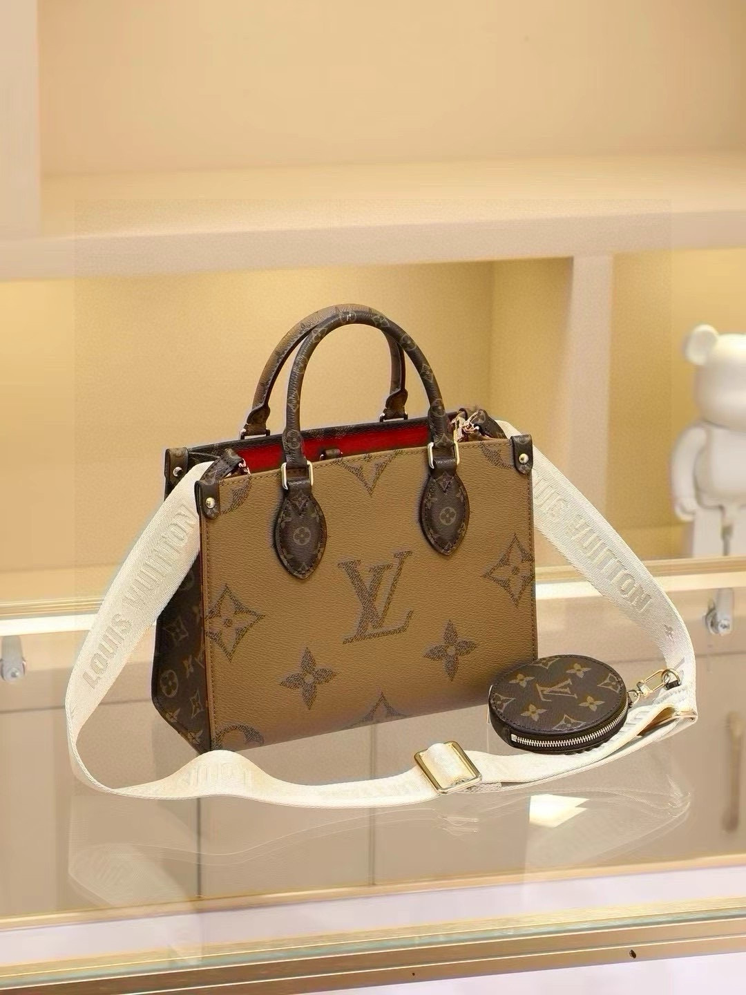 OnTheGo 小號手袋