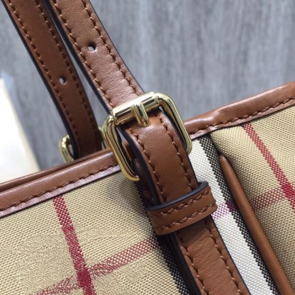 bb The Small Canter Horseferry Check Tote Brown 