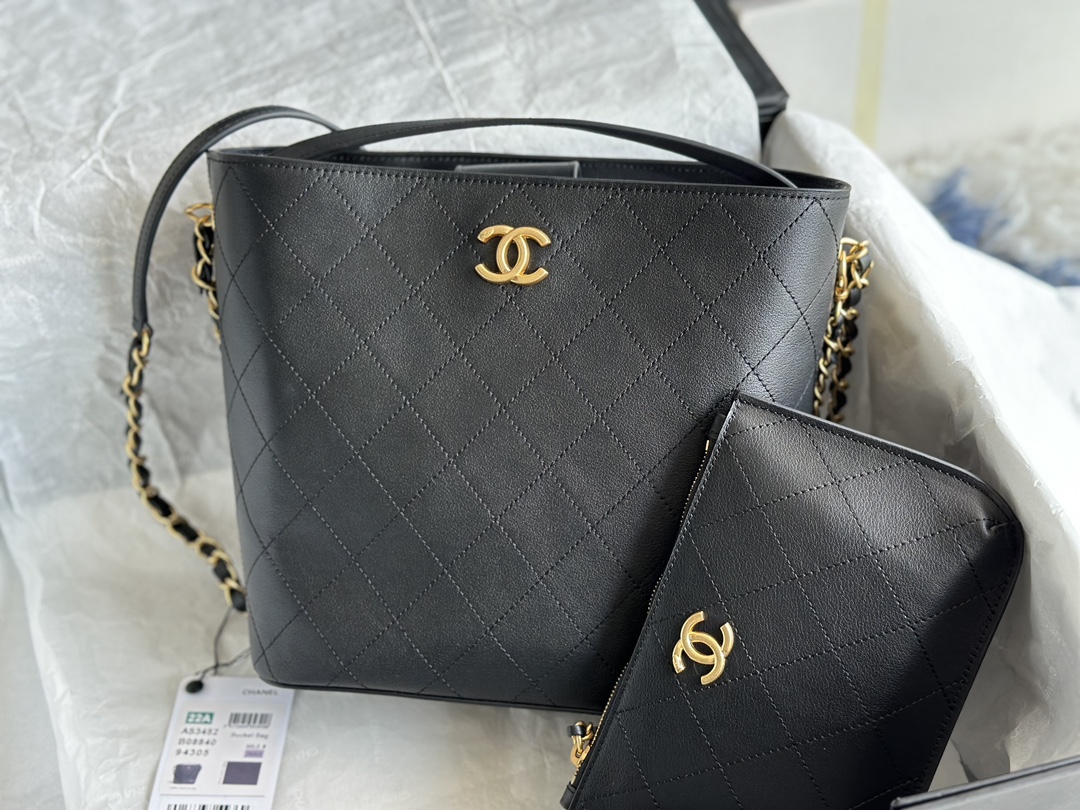  22年秋冬新款水桶包