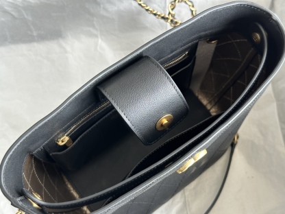  22年秋冬新款水桶包