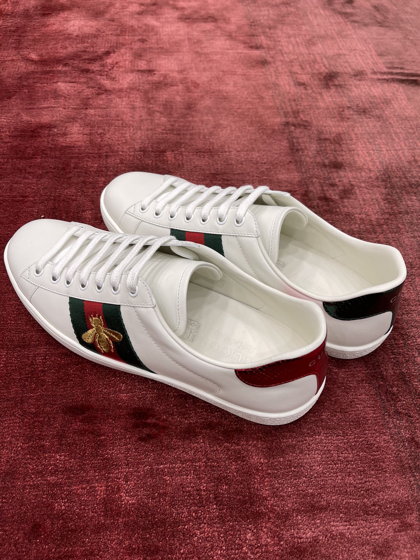 “小蜜蜂”男款