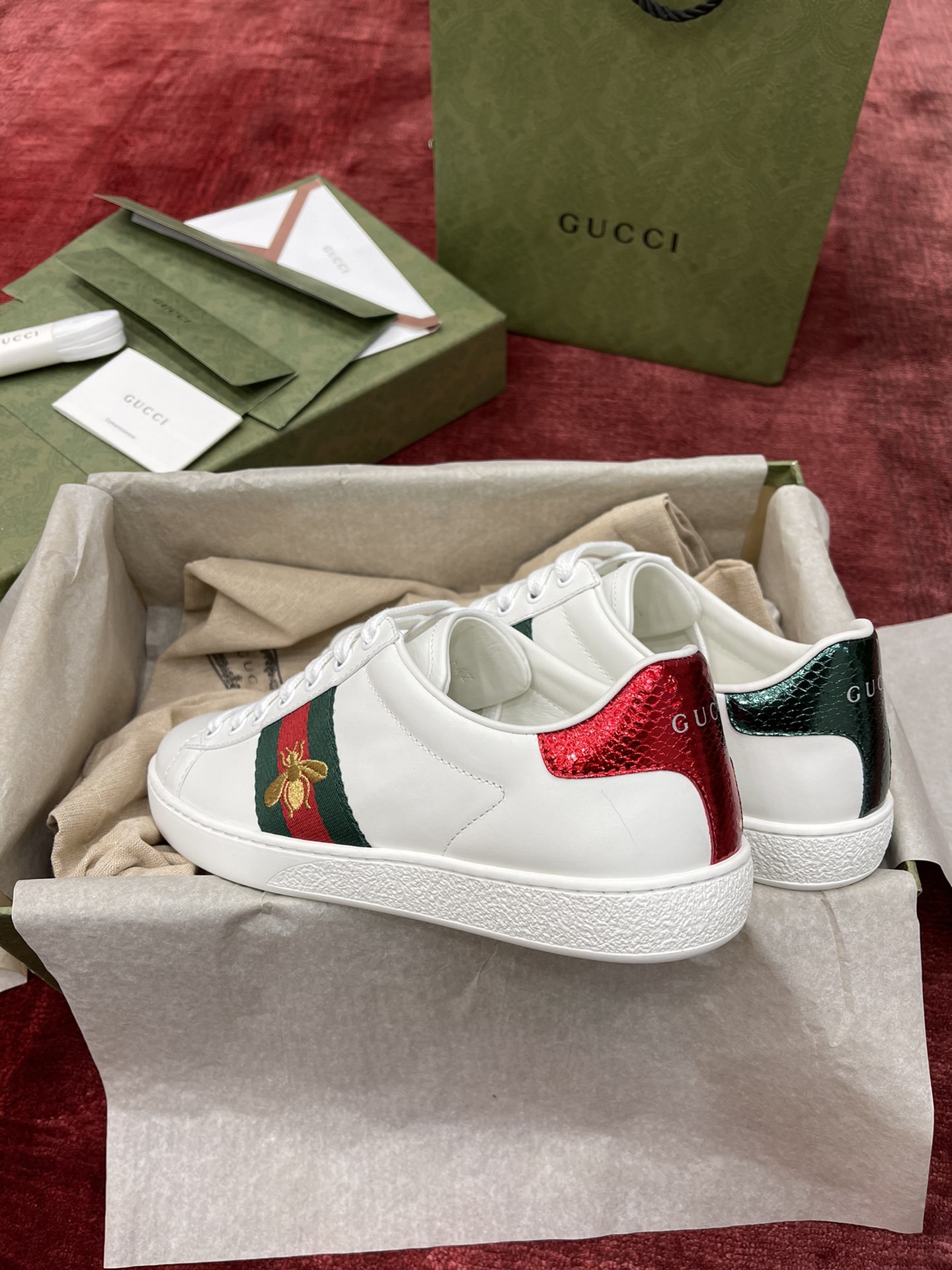 “小蜜蜂”女款