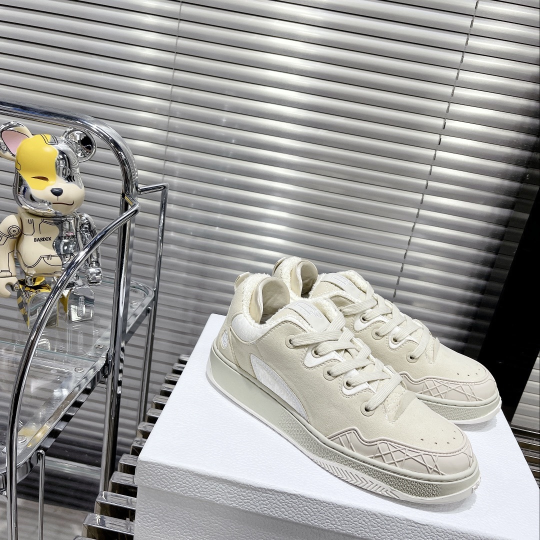 聯名款運動面包鞋