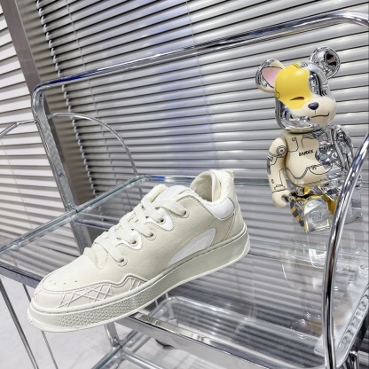 聯名款運動面包鞋