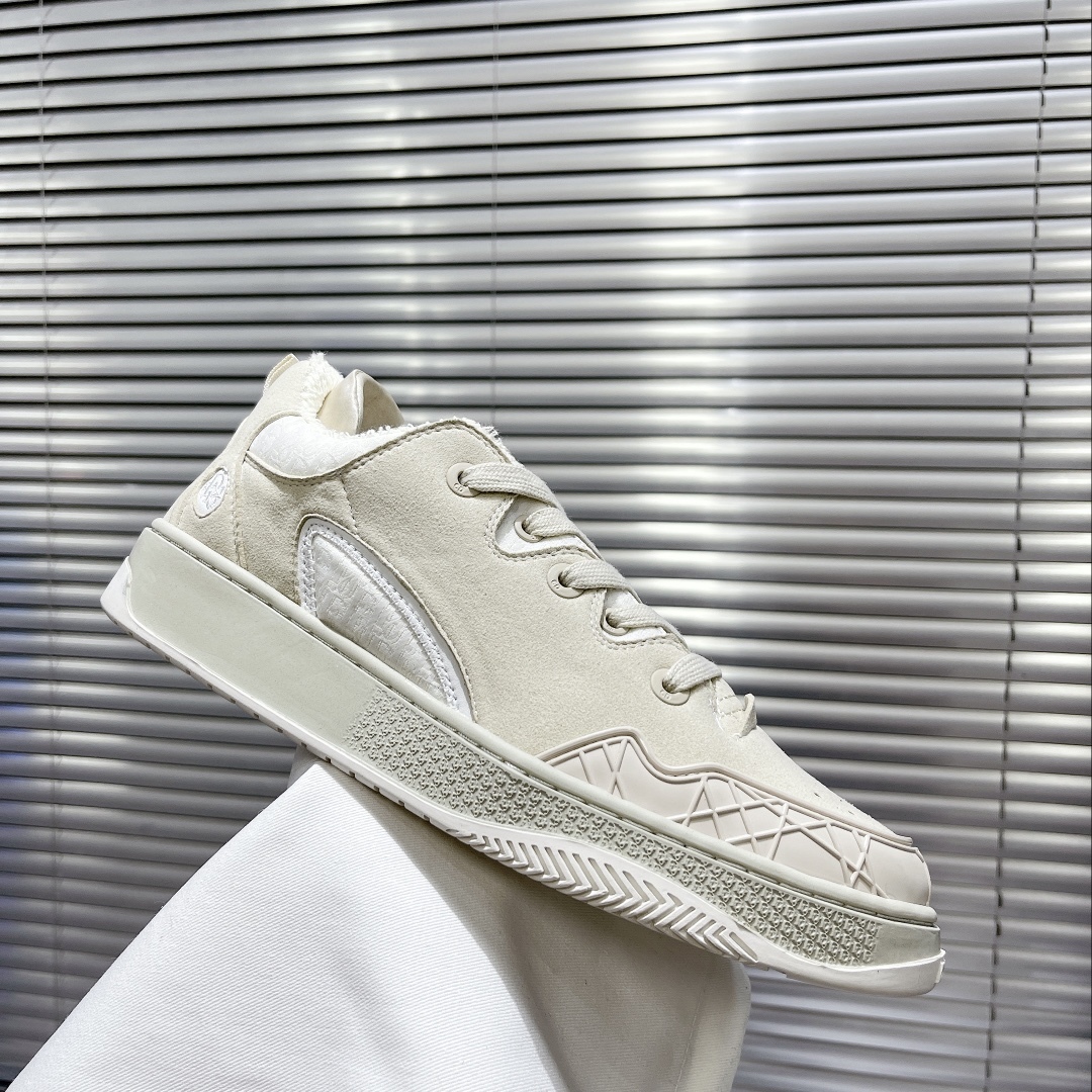 聯名款運動面包鞋