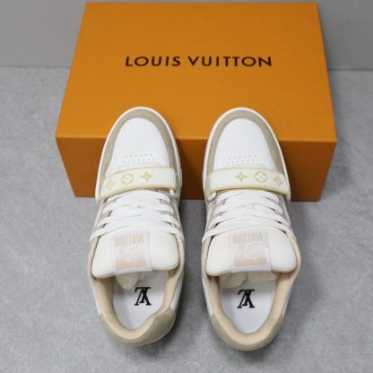 𝙇𝙑 𝘁𝗿𝗮𝗶𝗻𝗲𝗿 低幫運動鞋 