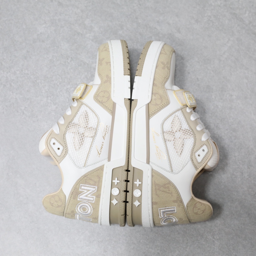 𝙇𝙑 𝘁𝗿𝗮𝗶𝗻𝗲𝗿 低幫運動鞋 