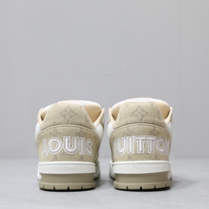 𝙇𝙑 𝘁𝗿𝗮𝗶𝗻𝗲𝗿 低幫運動鞋 