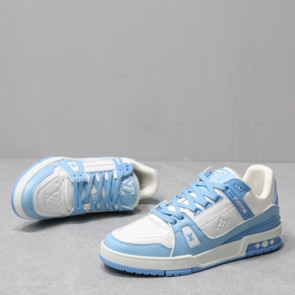 𝙇𝙑 𝘁𝗿𝗮𝗶𝗻𝗲𝗿 低幫運動鞋 