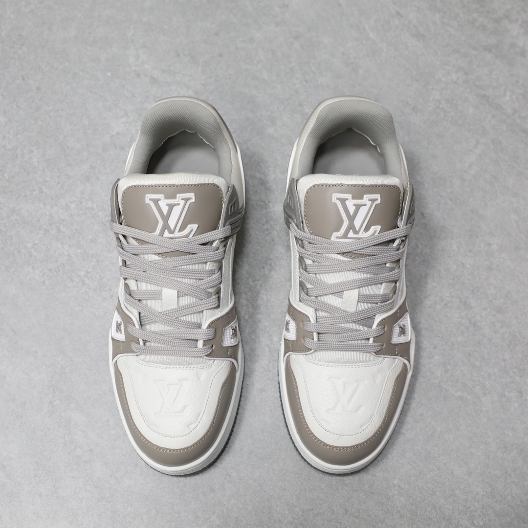 𝙇𝙑 𝘁𝗿𝗮𝗶𝗻𝗲𝗿 低幫運動鞋 