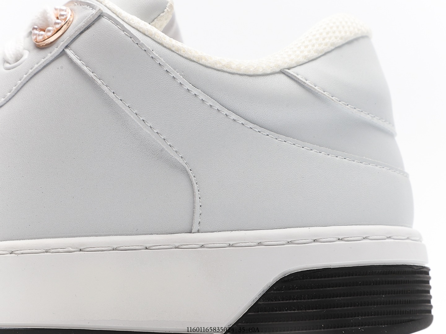 香奈兒Chanel  新款彩虹板鞋