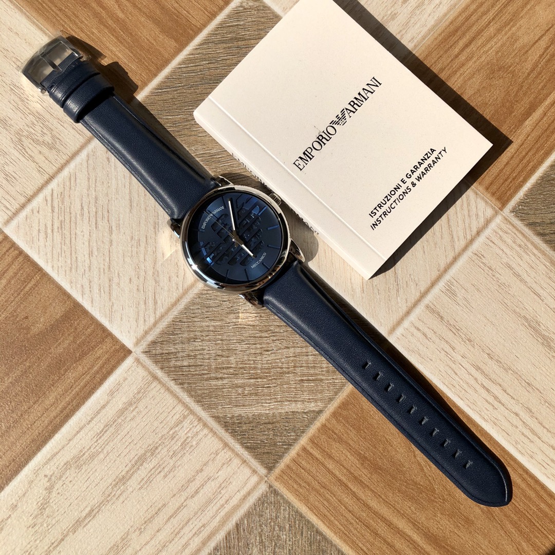 鏤空飛輪透視錶盤