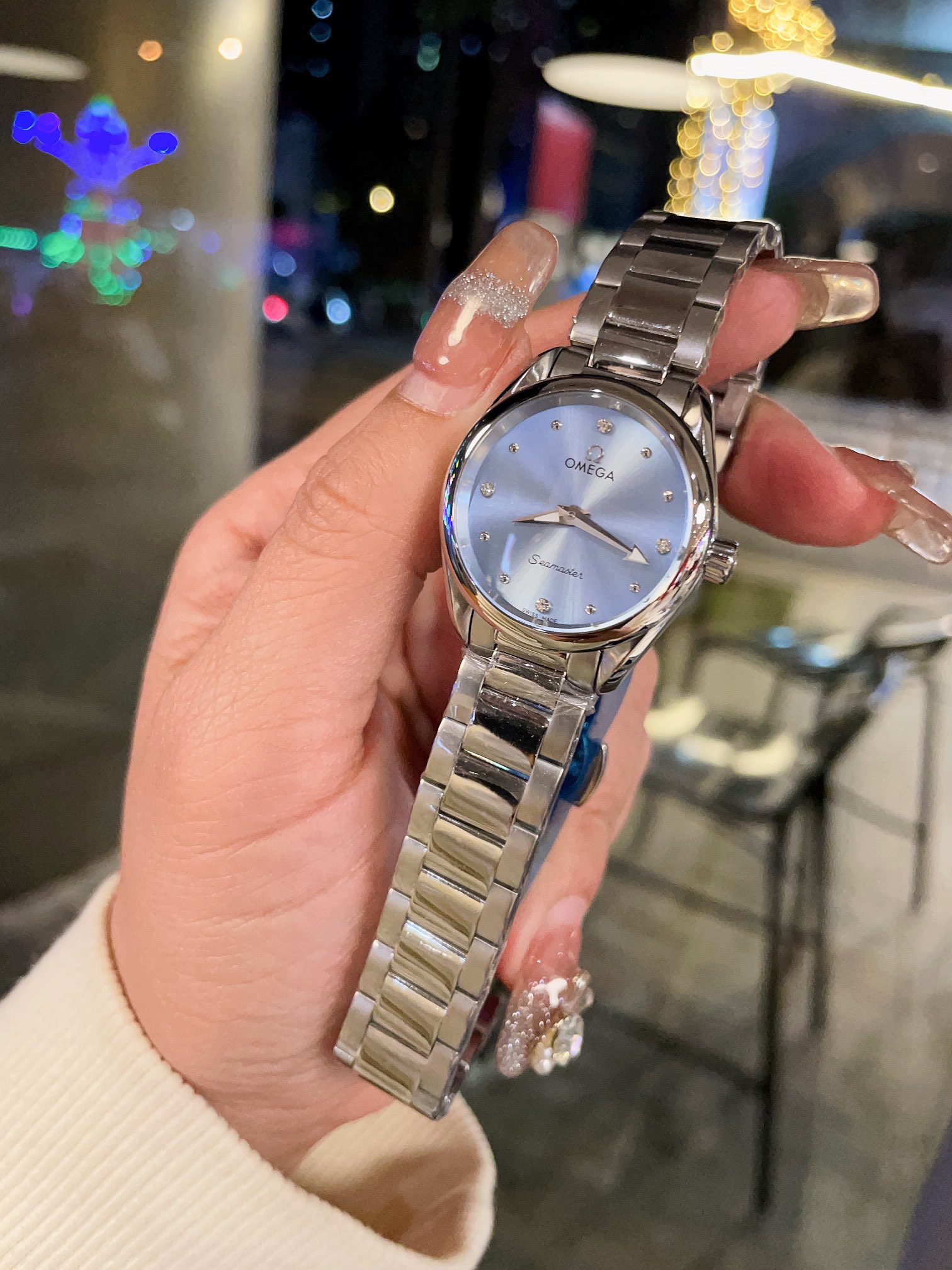 歐米茄冰藍色錶盤