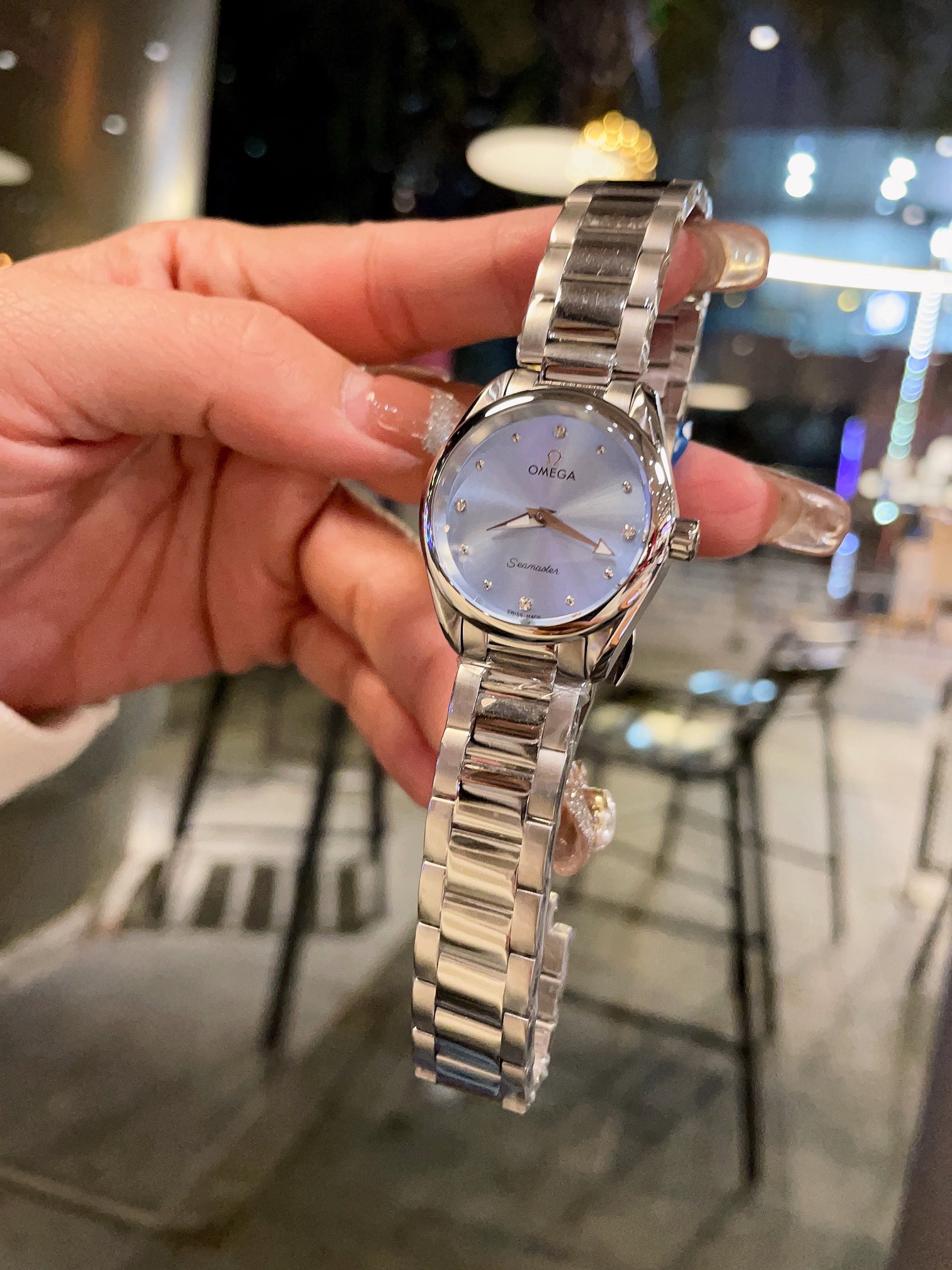 歐米茄冰藍色錶盤