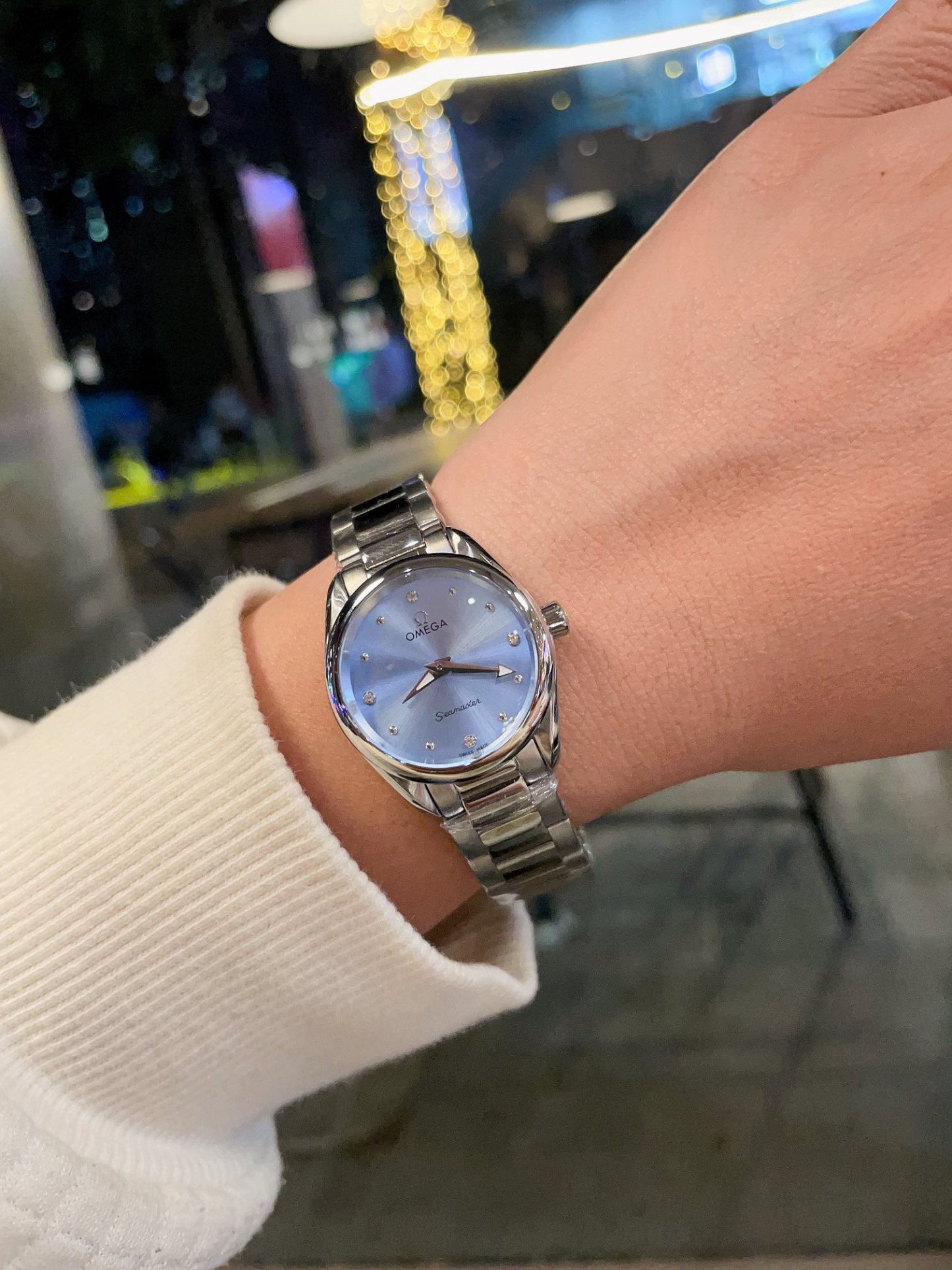 歐米茄冰藍色錶盤