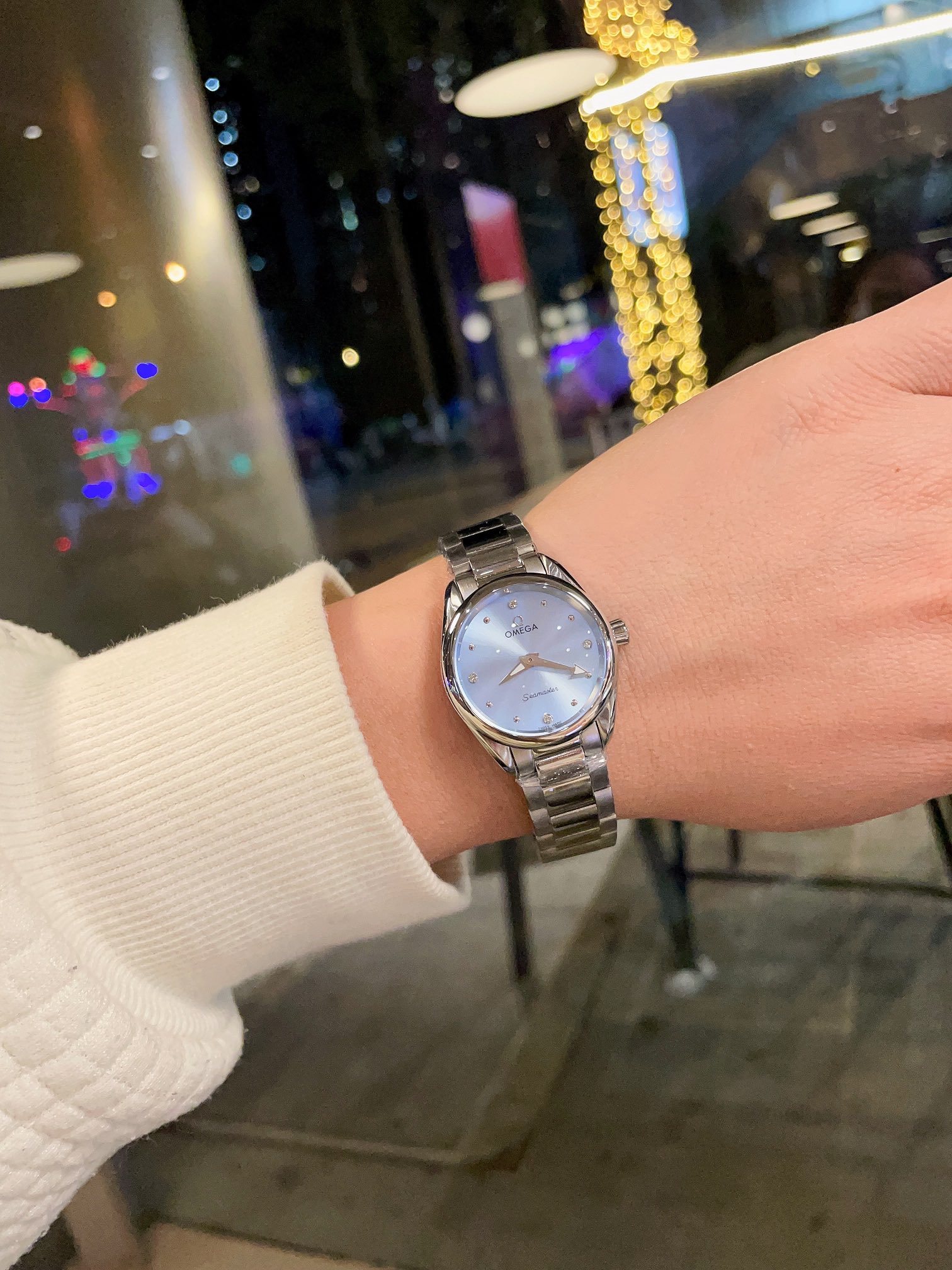 歐米茄冰藍色錶盤