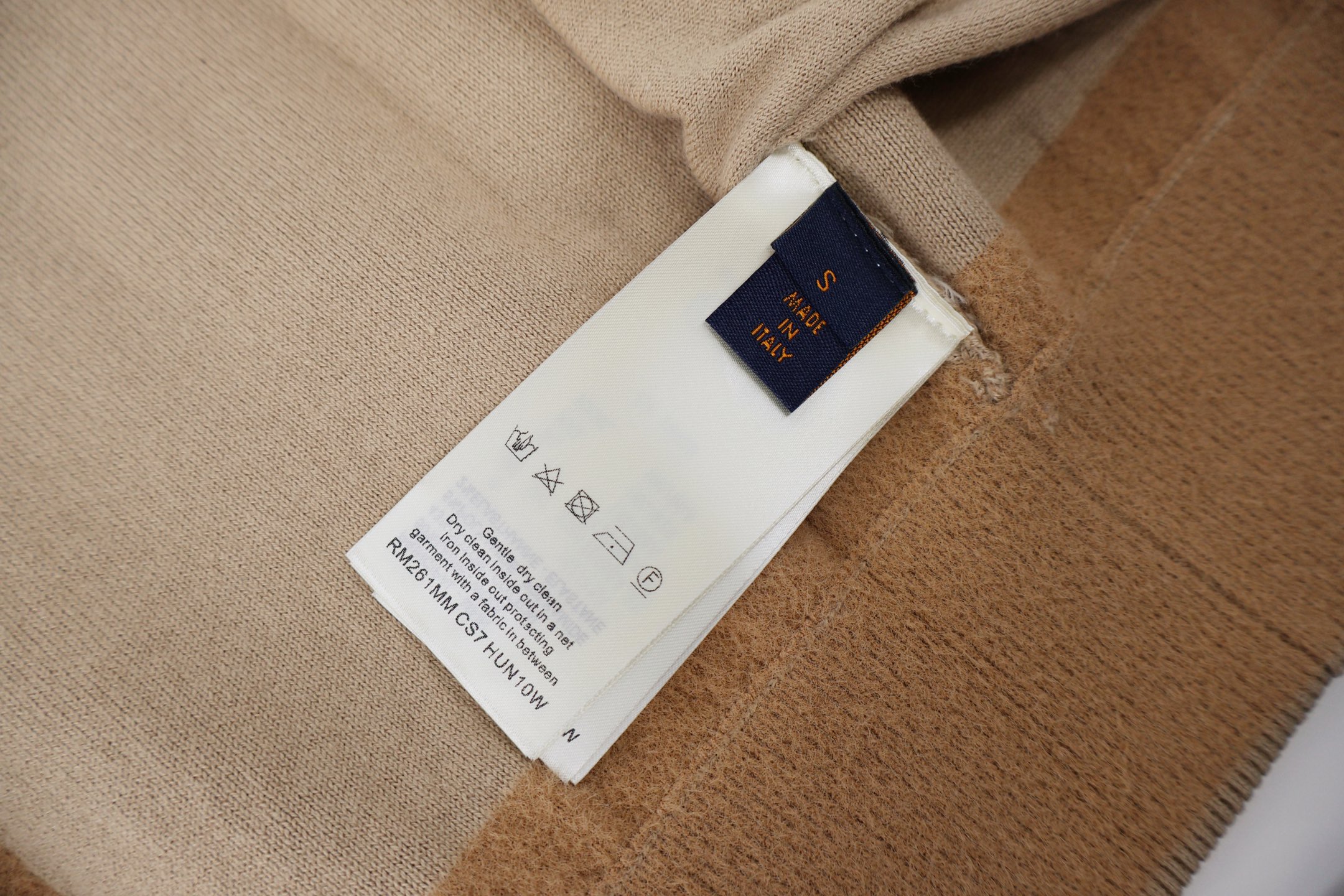 雙色嵌花針織拉鍊外套