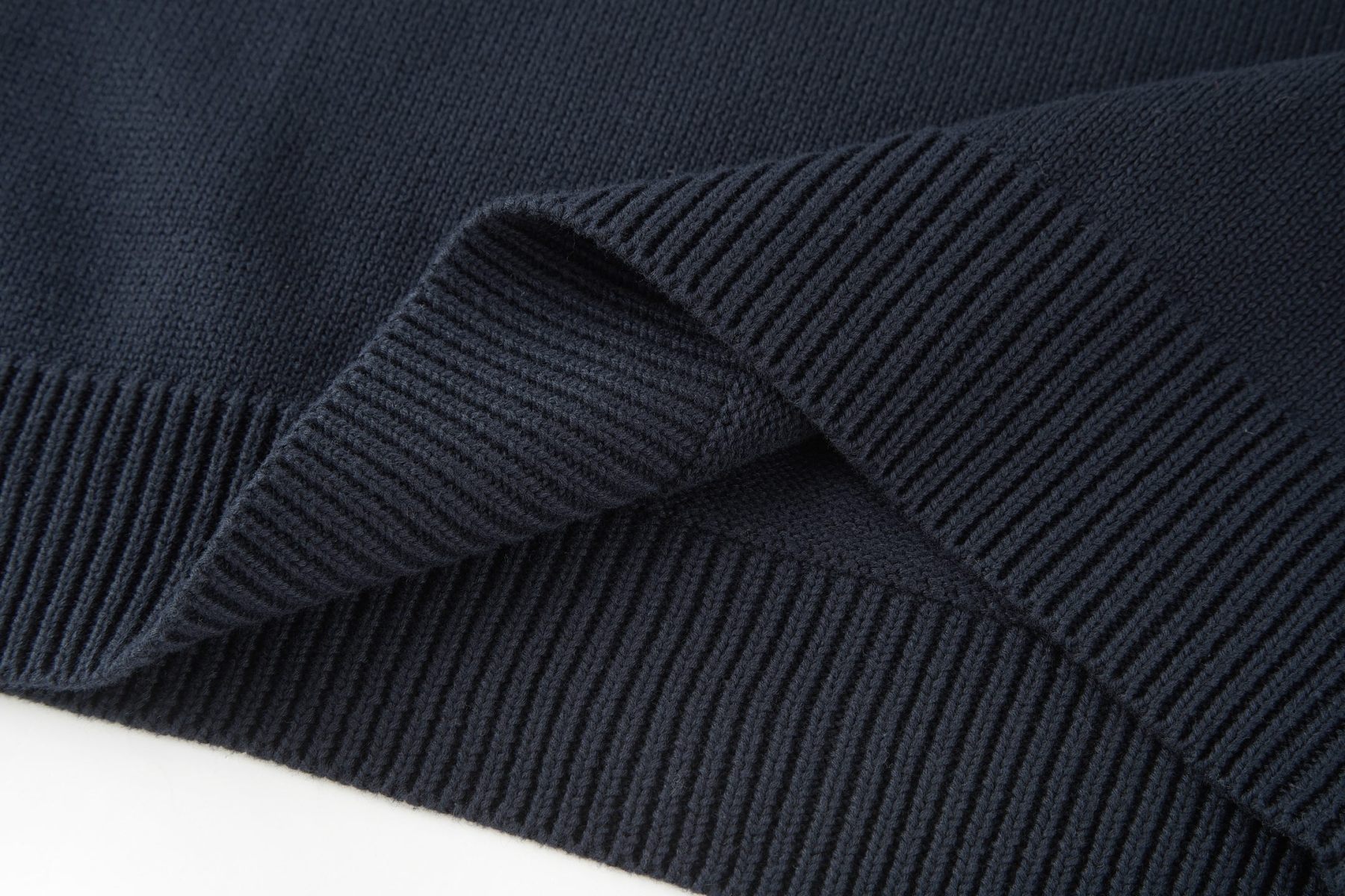 朋友刺繡針織毛衣