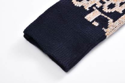 滿印提花圓領毛衣（海軍藍）