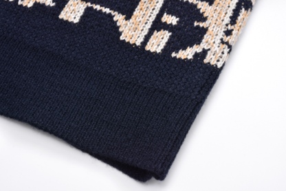 滿印提花圓領毛衣（海軍藍）