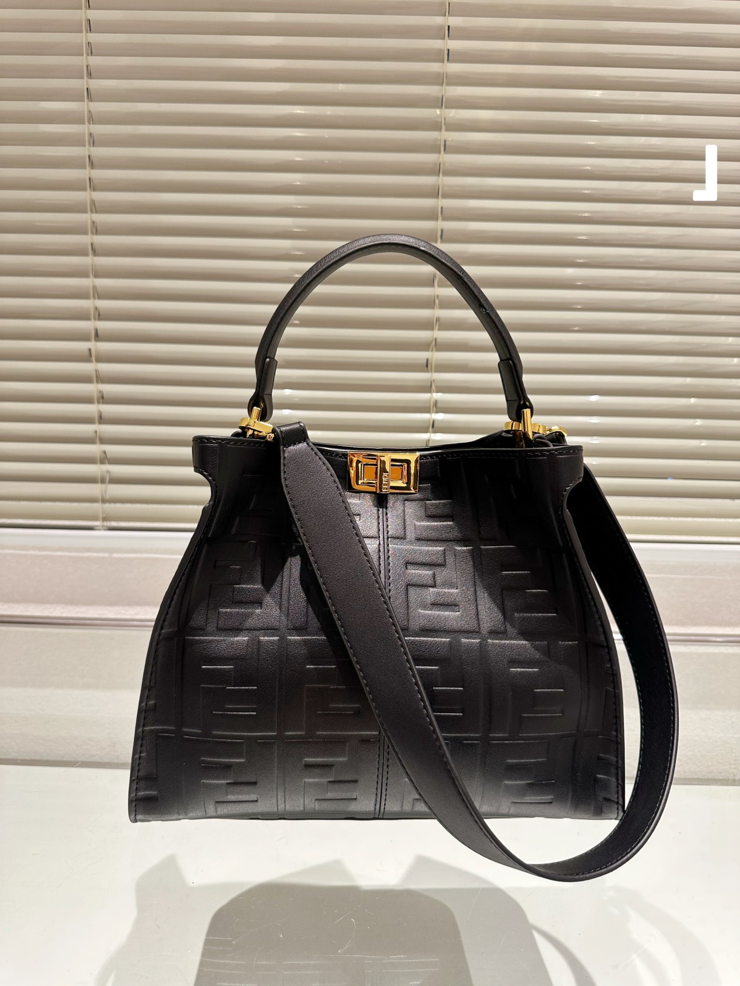 Fen new arrival PEEKABOO tote bag 