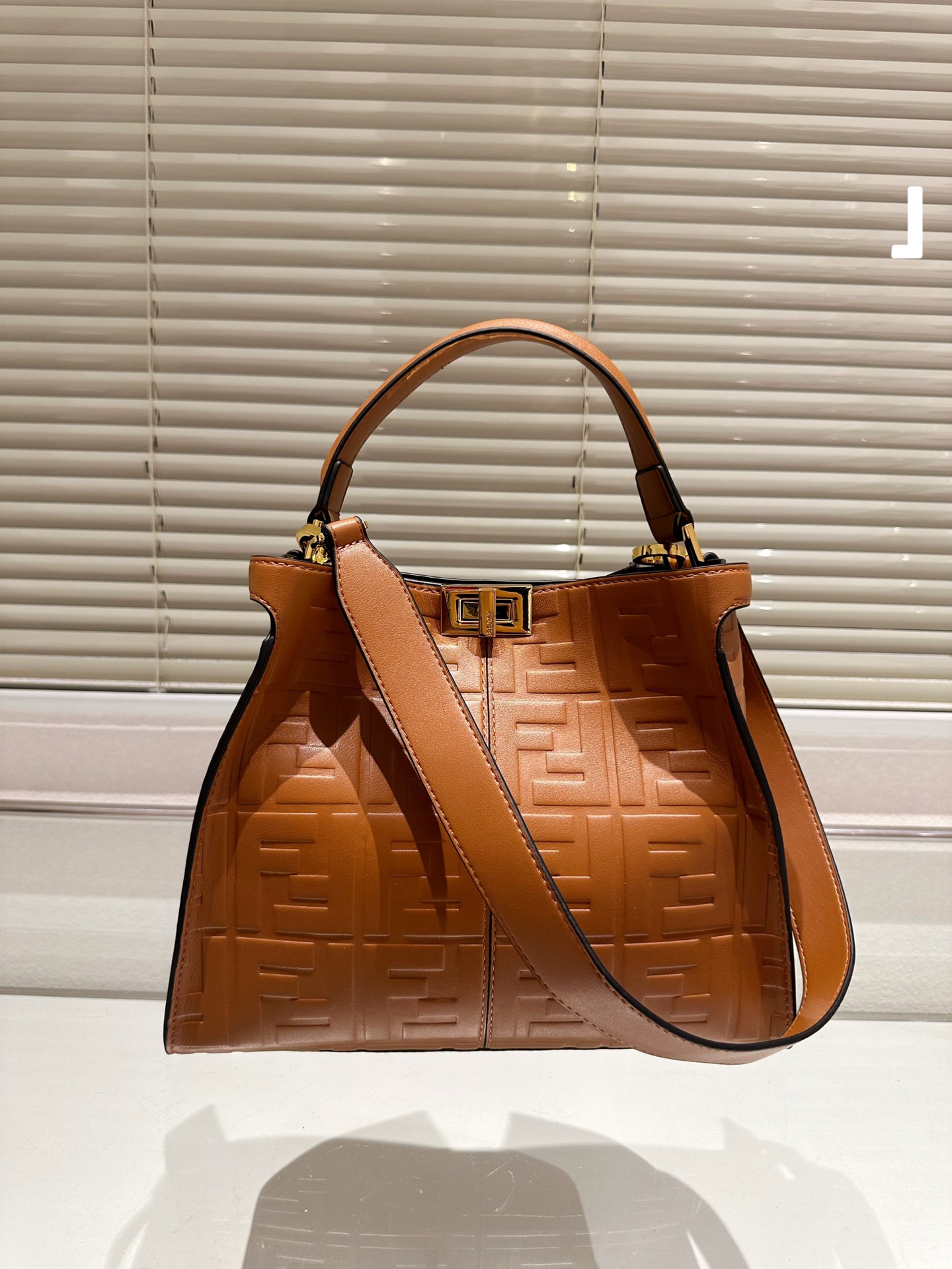 Fen new arrival PEEKABOO tote bag 