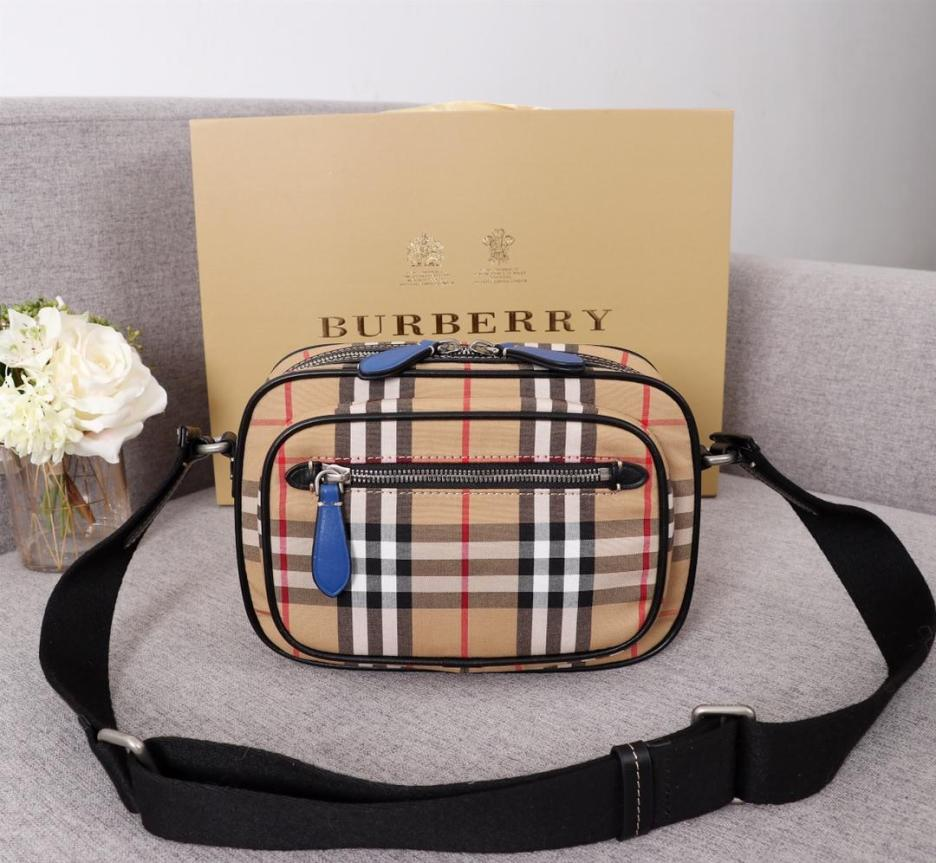 BB 40743481 Men Vintage Check and Leather Crossbody Bag Blue