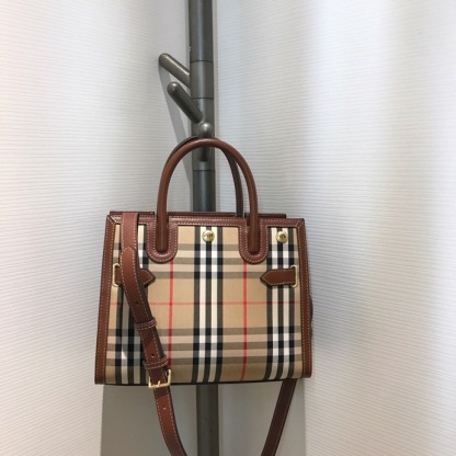 bb Mini Vintage Check Two-handle Title Bag Archive Beige 