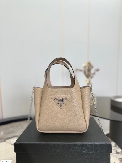 Pra new arrival tote bag