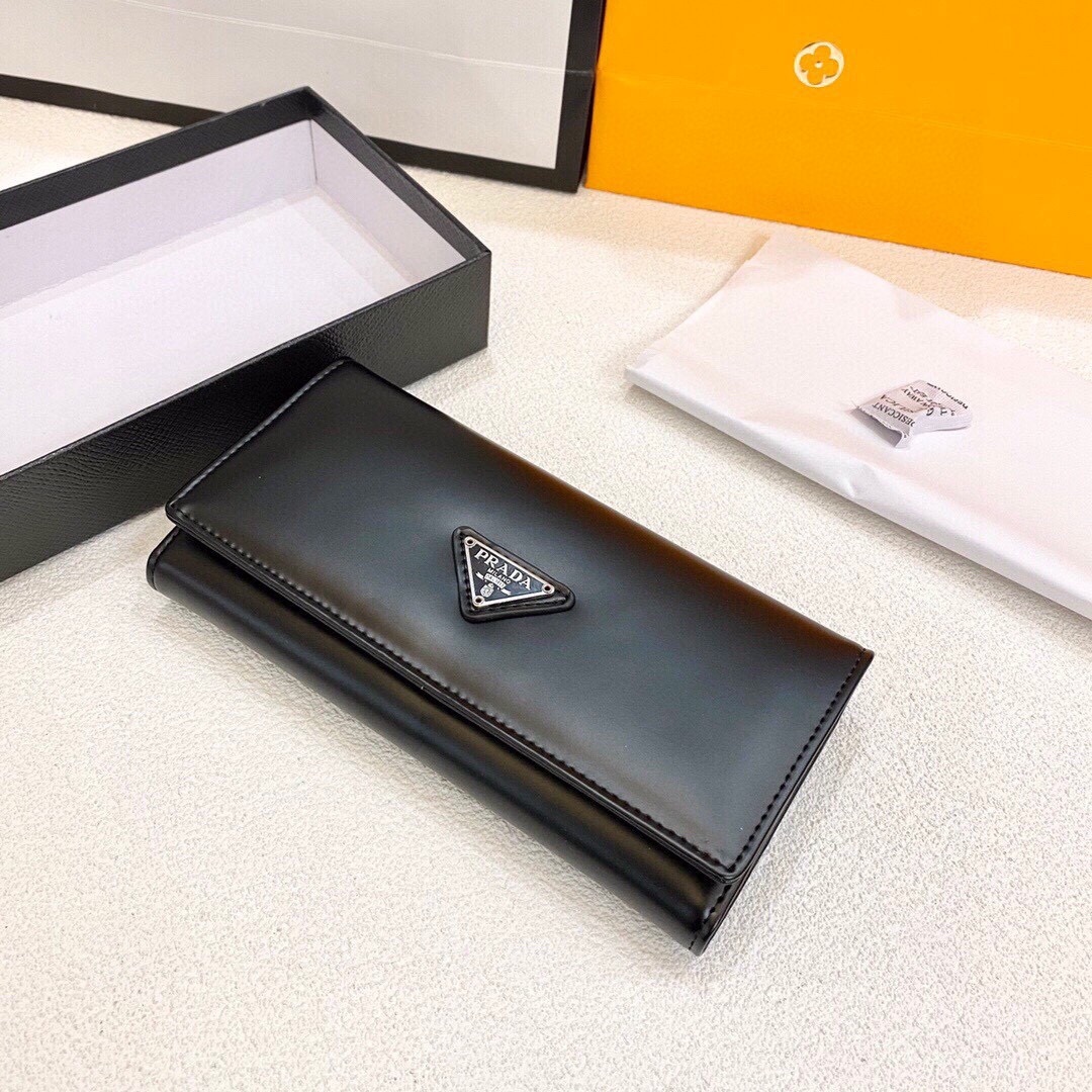 Pra new arrival wallets 