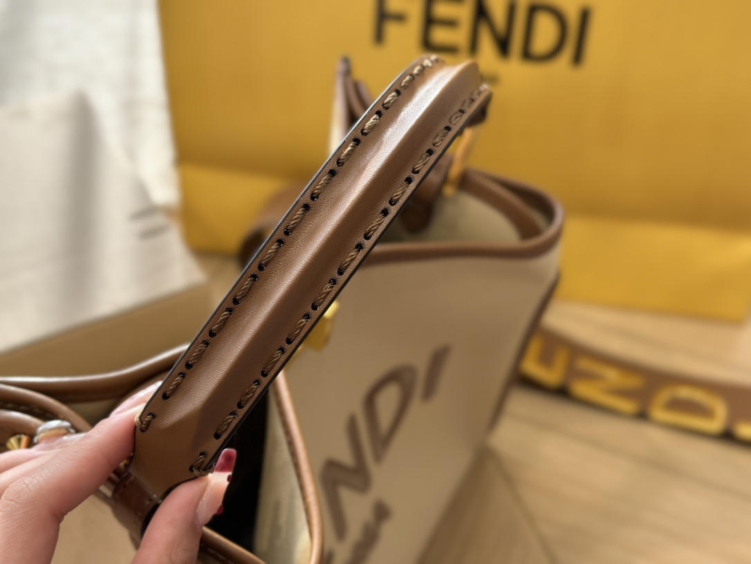 fen peekabo tote bag 