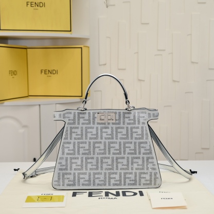 Fen Peekaboo ISeeU Petite diamond tote bag