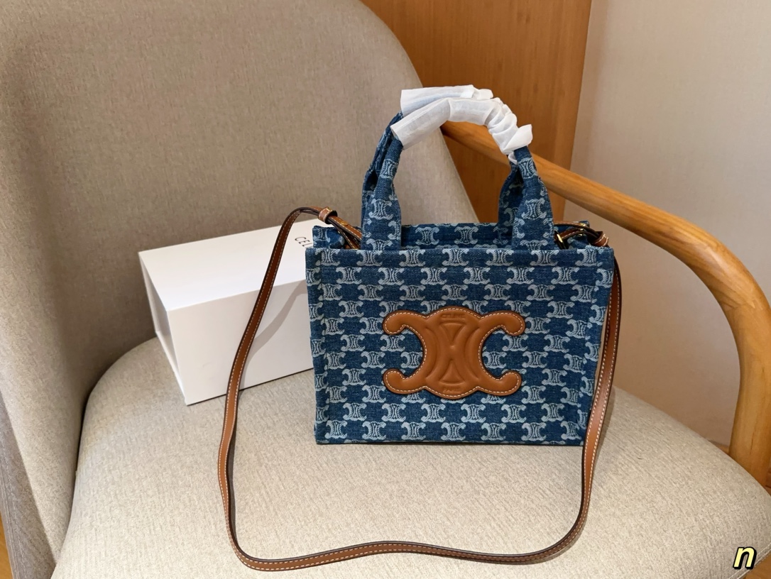 ce new arrival tote bag
