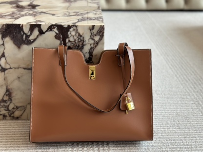 Ce new arrival 2025 tote bag