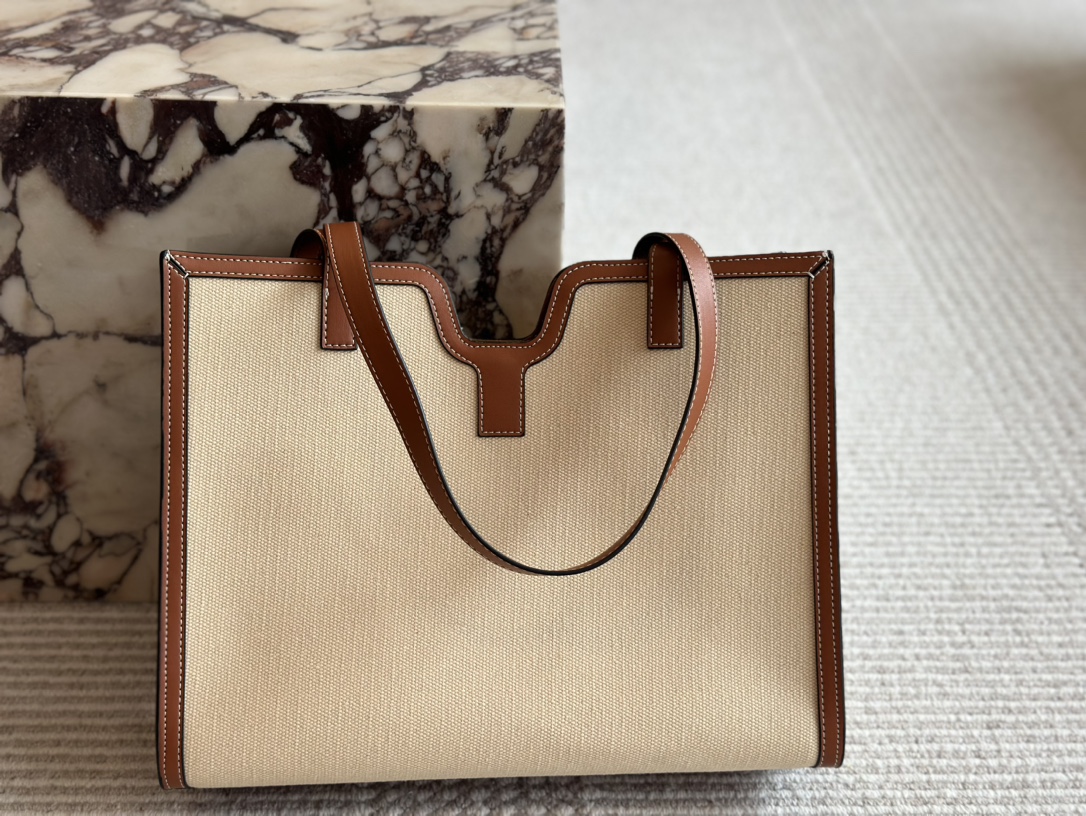 Ce new arrival 2025 tote bag