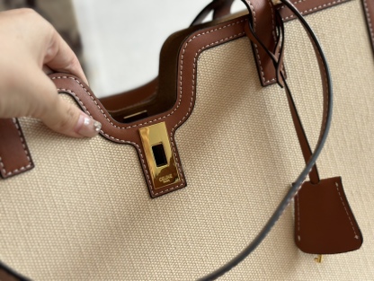 Ce new arrival 2025 tote bag