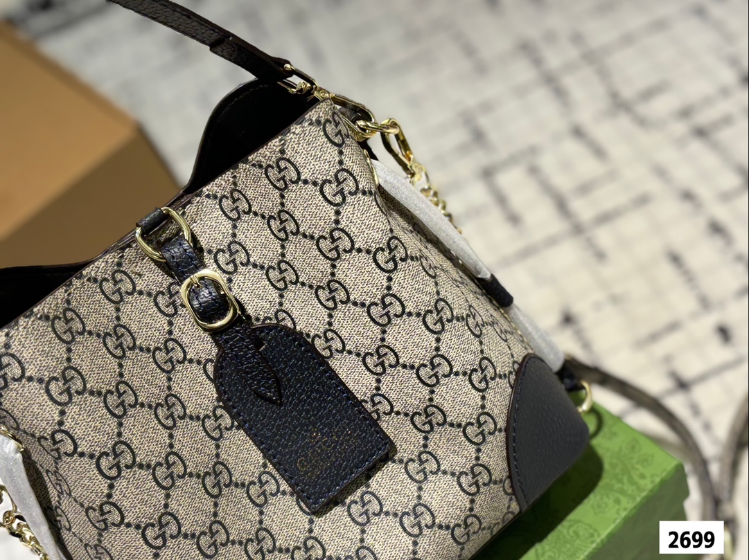 GG Emblem new arrival tote bag
